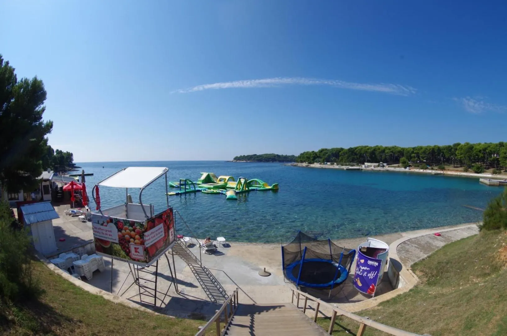 Bright & Modern 2-Bedroom Flat In Pula 0*,